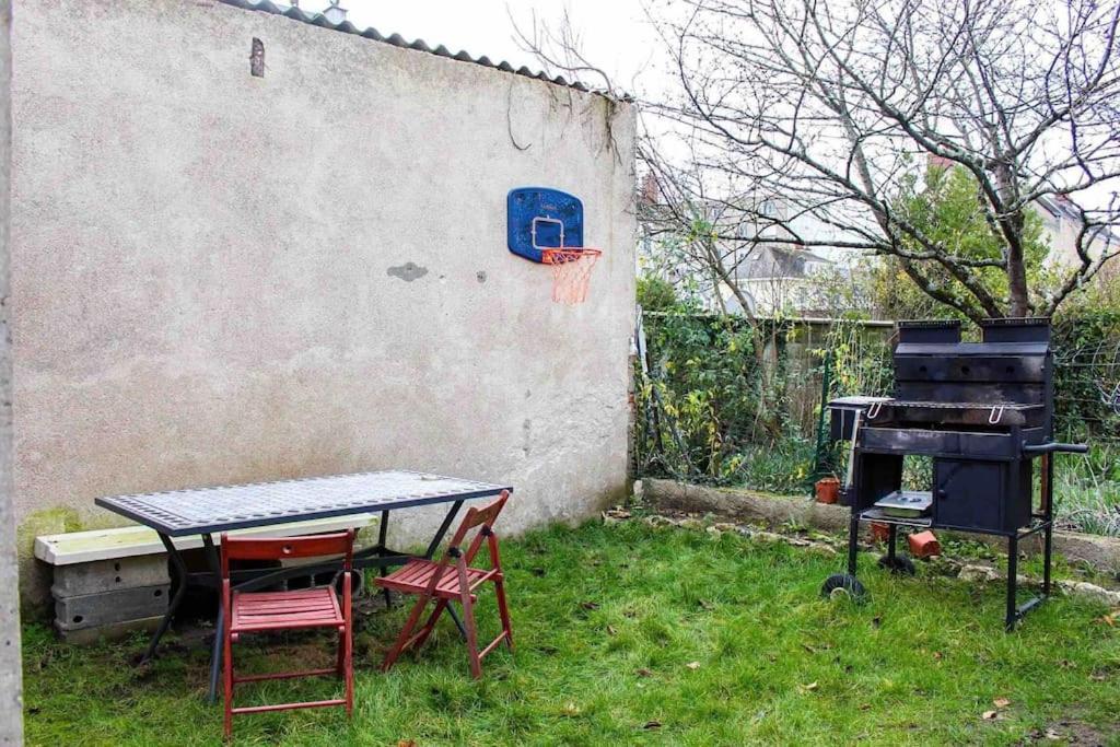 Studio avec Jardin à Tours Apartamento Exterior foto